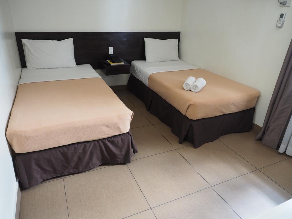 Cebu R Hotel Mabolo Εξωτερικό φωτογραφία