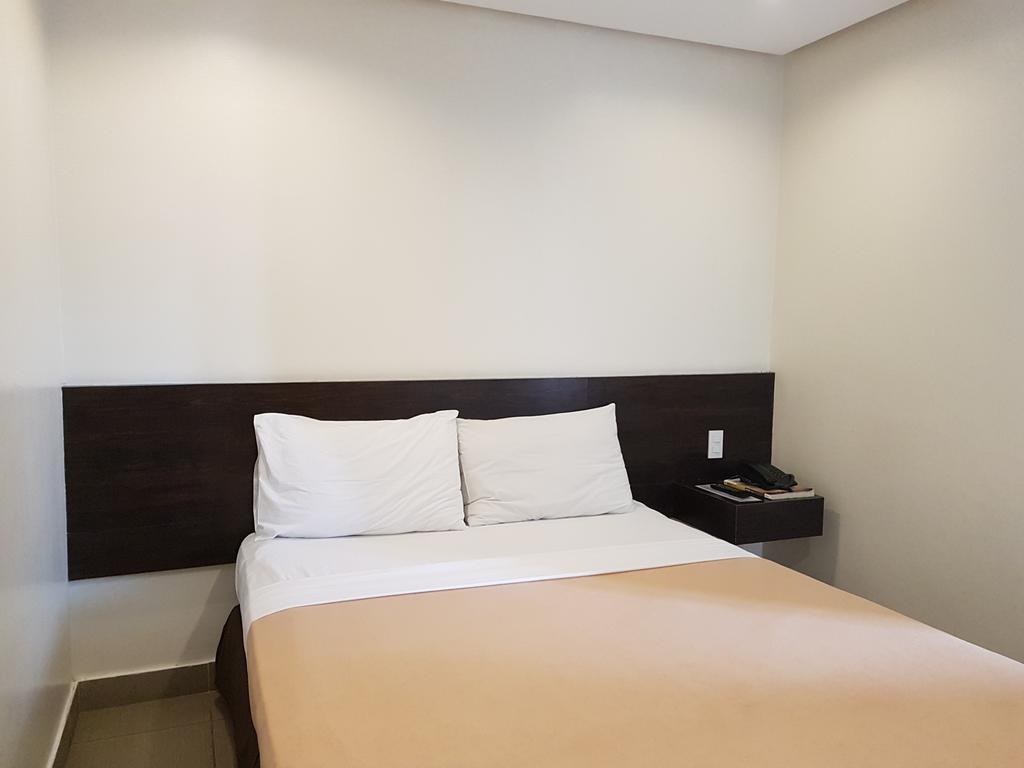 Cebu R Hotel Mabolo Εξωτερικό φωτογραφία
